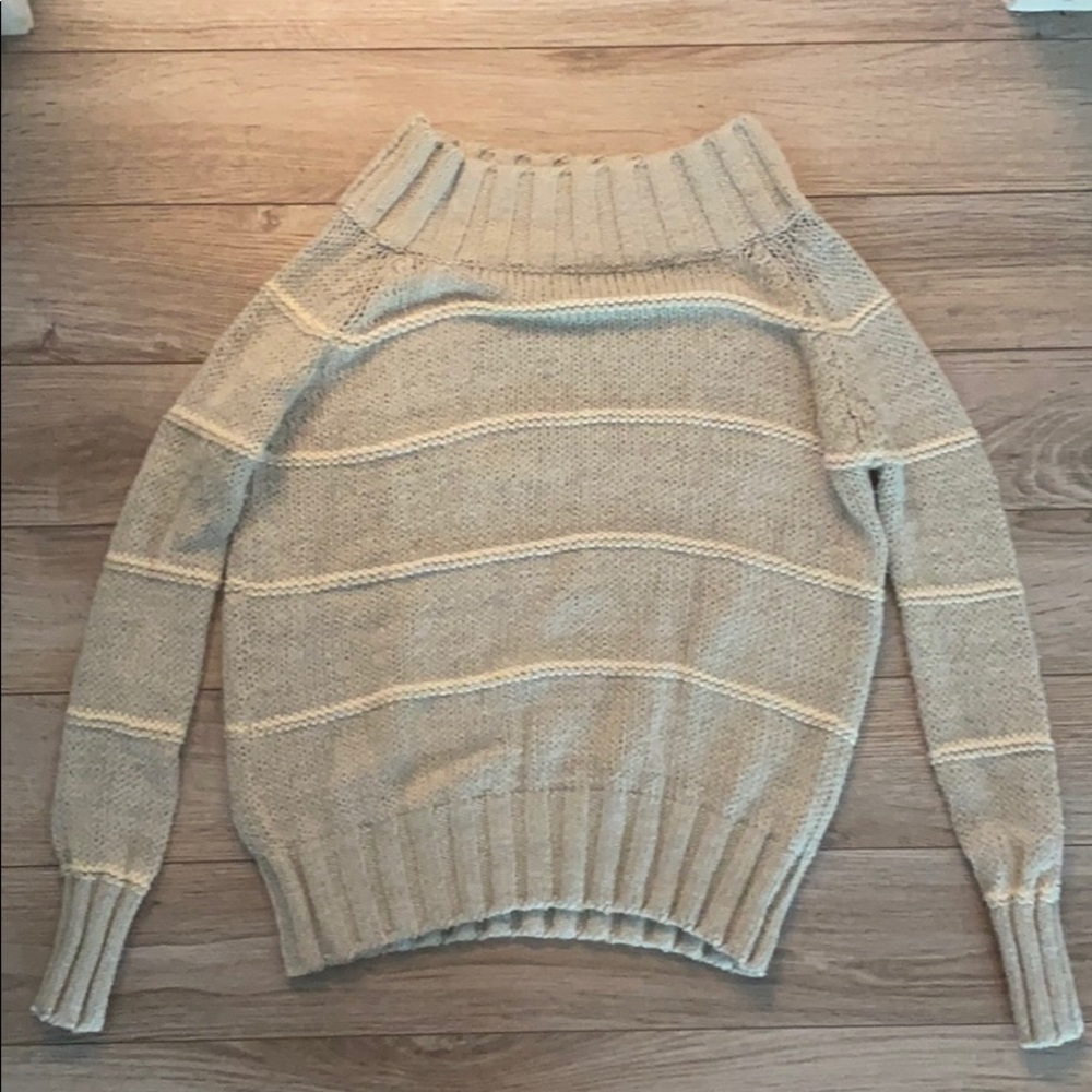 Billabong off the shoulder sweater
